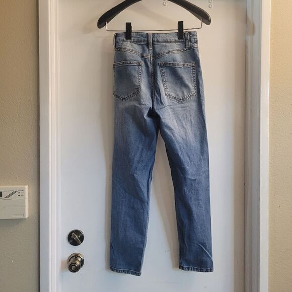 Wild fable high rise distressed jeans - Picture 4 of 5